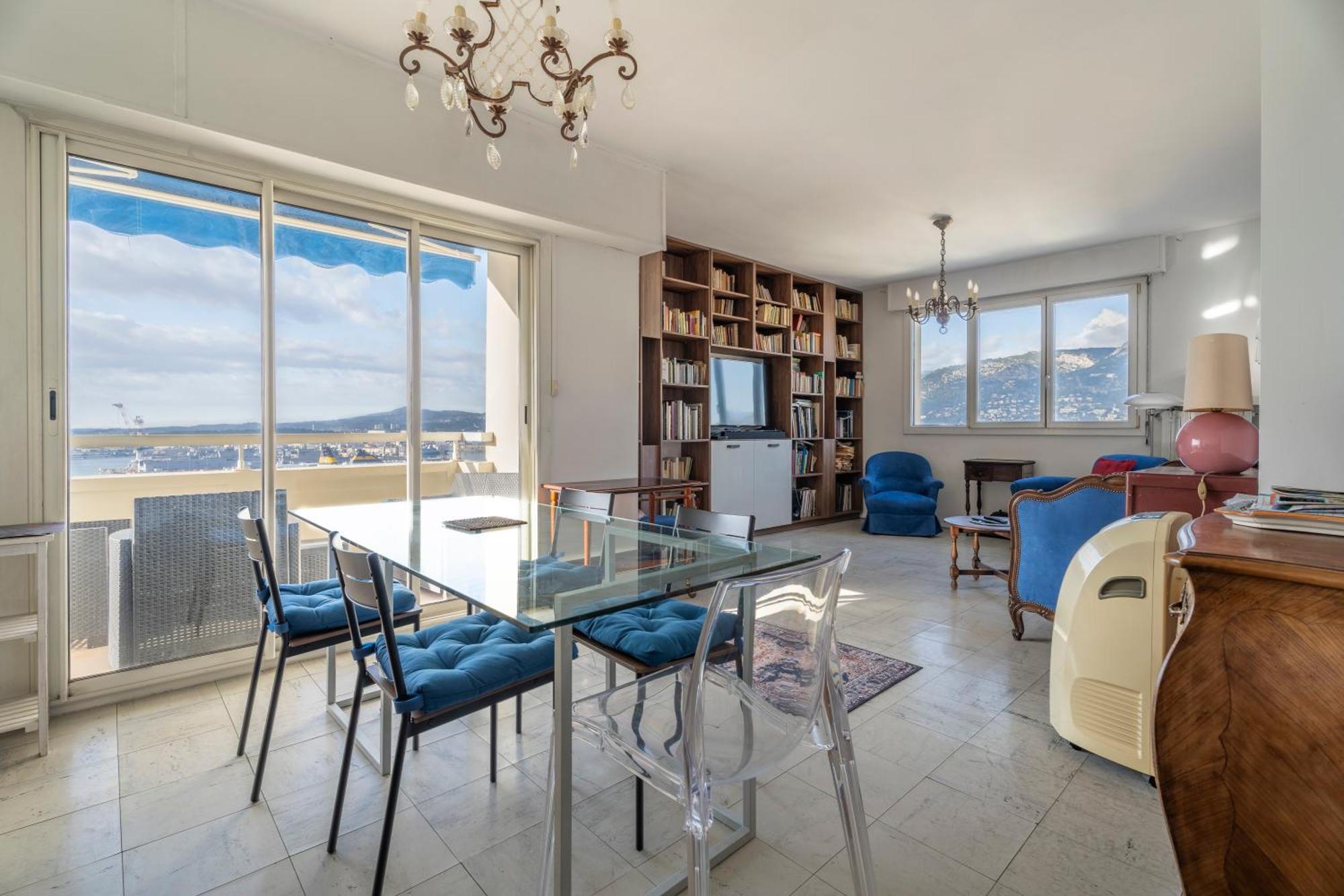 Vue Panoramique, Grand Appartement 2 Chambres A 土伦 外观 照片